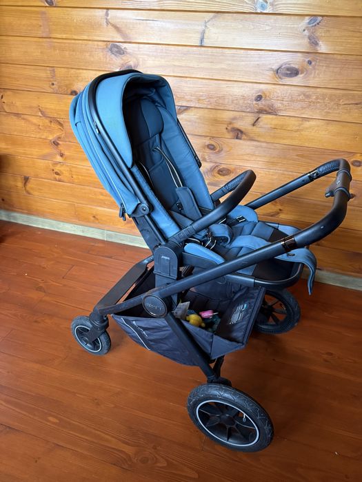 Продам дитячу коляску Carello Ultra