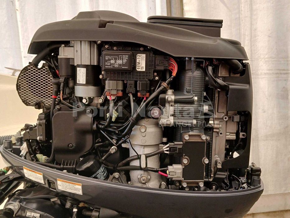 Motor Yamaha F130LA