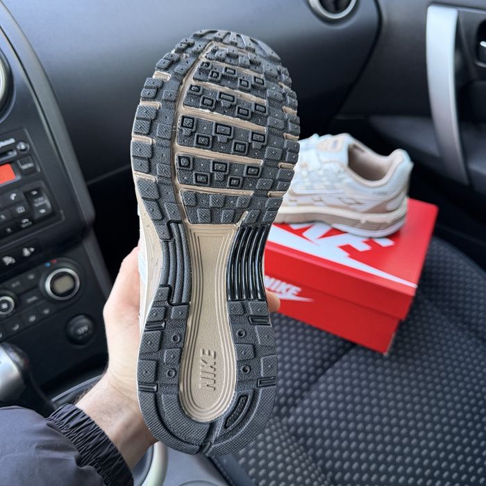 Жіночі чоловічі кросівки найк бежеві  Nike P - 6000 Beige White