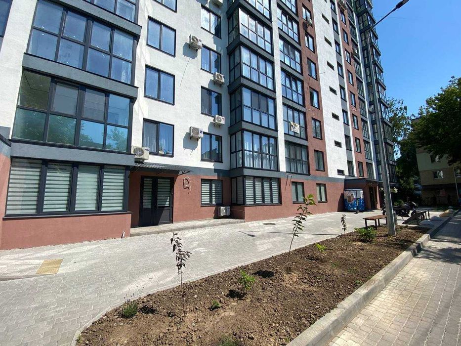 Продаж 1 к квартири 78 м.кв. на вул. Костянтина Василенка 4561