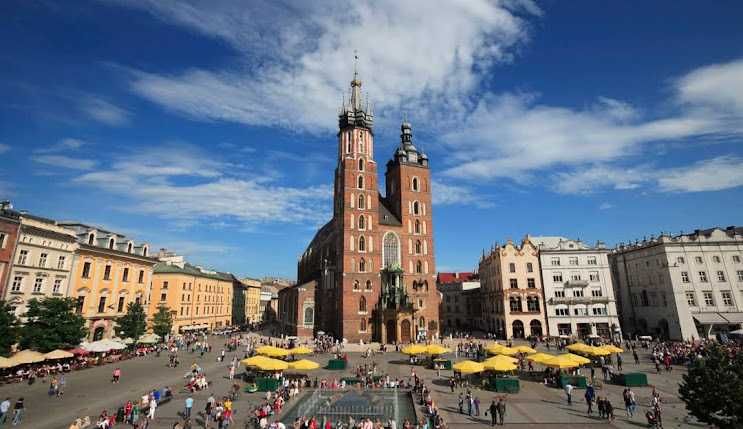 "Guia ​de​ viagem DK POLÓNIA" -> NOVO