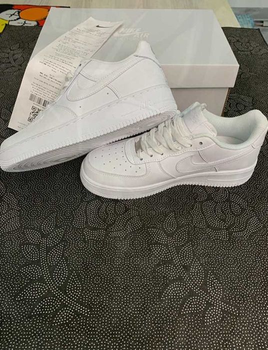 Damskie Nike Air Force 1 '07 w rozmiarze 38