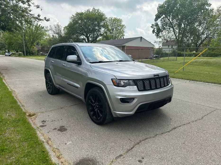 2017 Jeep Grand Cherokee ALTITUD