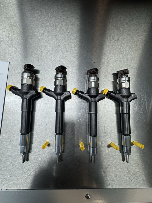 Форсунка 1465A041 міцубіші L200