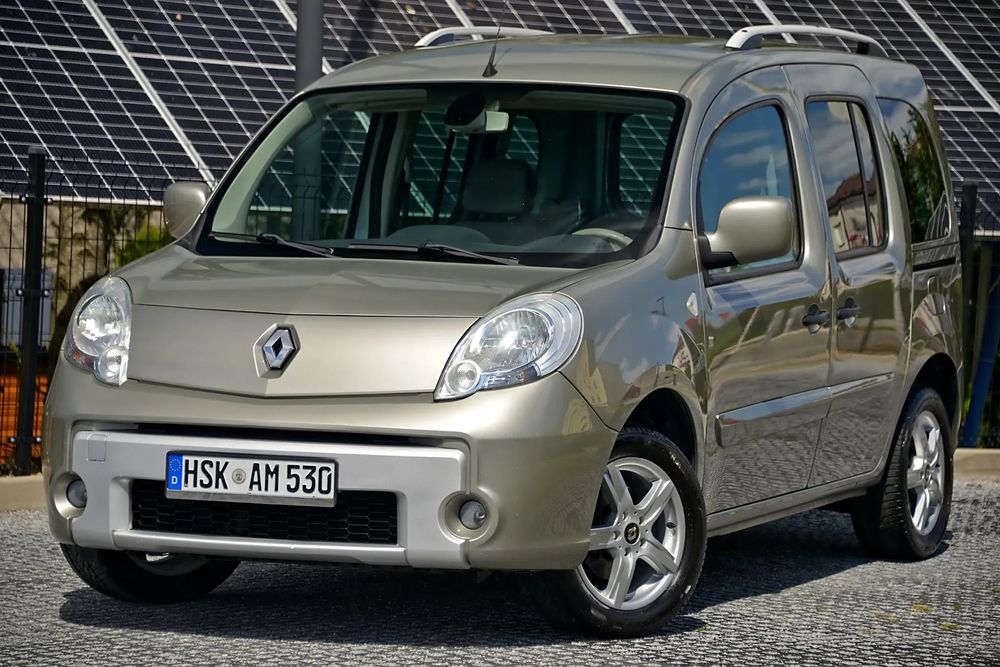 Renault Kangoo 1.6 106KM PRIVILEGE Klimatyzacja ALUFELGI Grzane Fotele RELING Zadbany