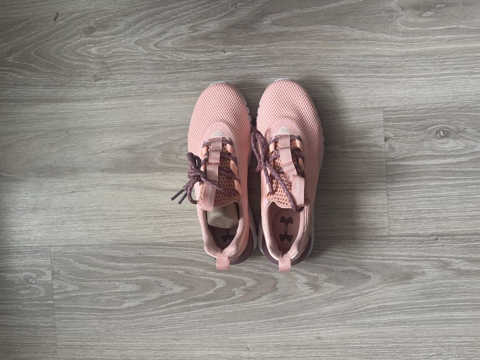 Кросівки under armor