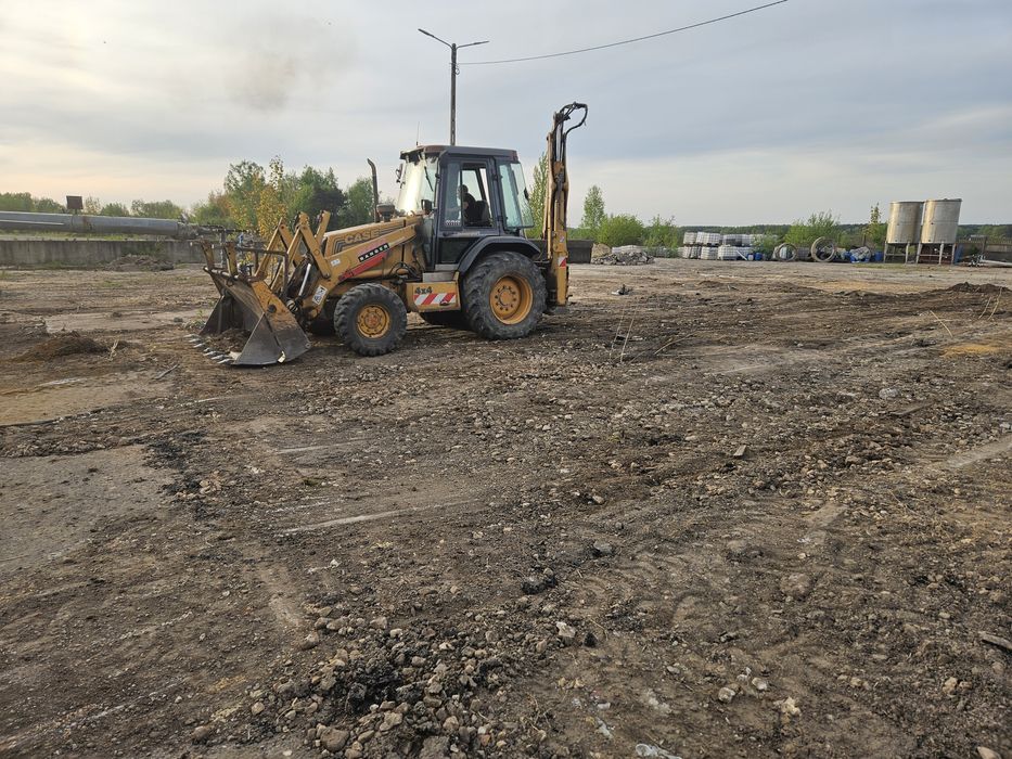 Usługi koparko-ładowarką