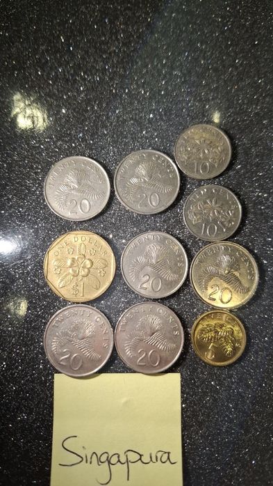 Moedas antigas colecionáveis