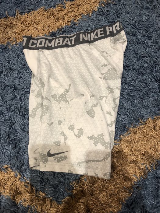 Компрессионные, термо шорты Nike PRO combat