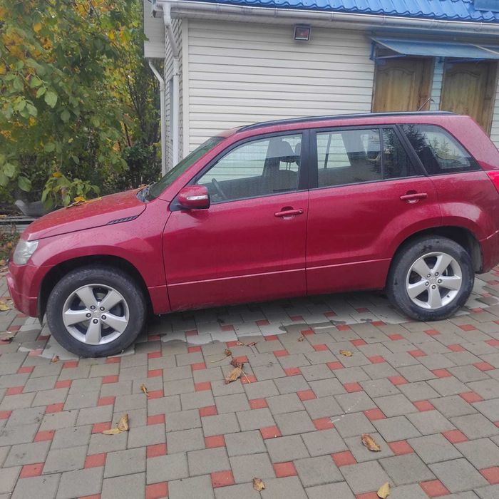 Продається Suzuki Grand Vitara 2.4 AT 4×4 • 2010 р. Телефонуйте або пишіть (бажано на WhatsApp бо іноді немає зв'язку)
