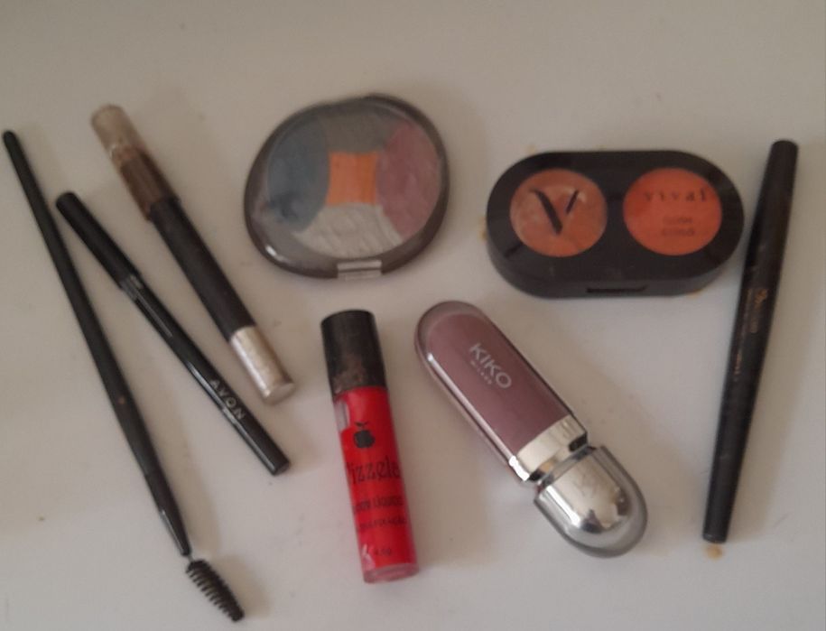 23 artigos maquilhagem e beleza várias marcas - Bom estado