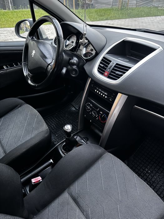 Peugeot 207 SW benzyna 2007