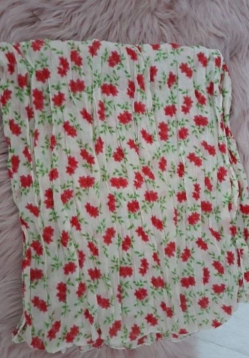 Apaszka szal szalik kwiaty kwiatki czerwone chusta damska