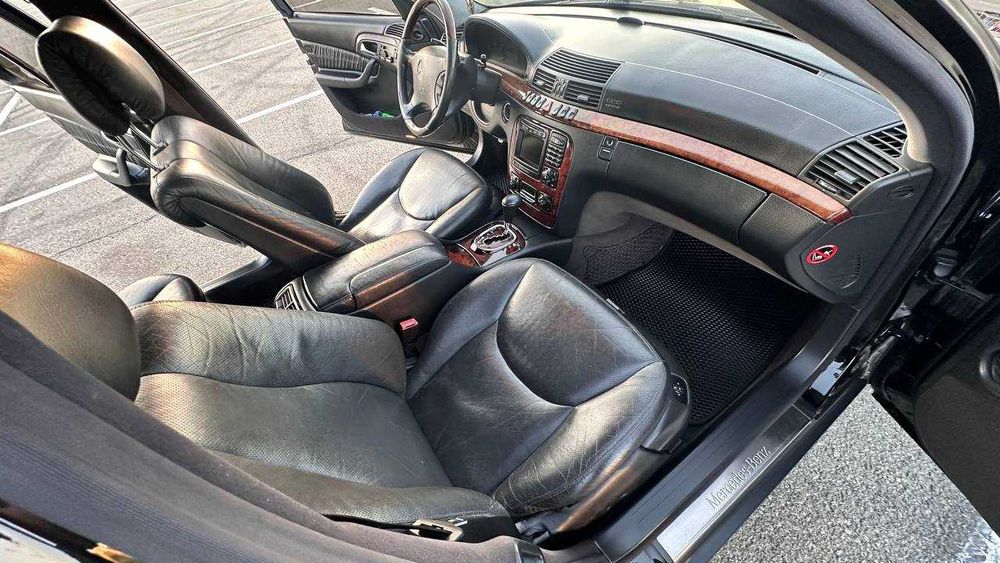 Mercedes-Benz S-Class 2000