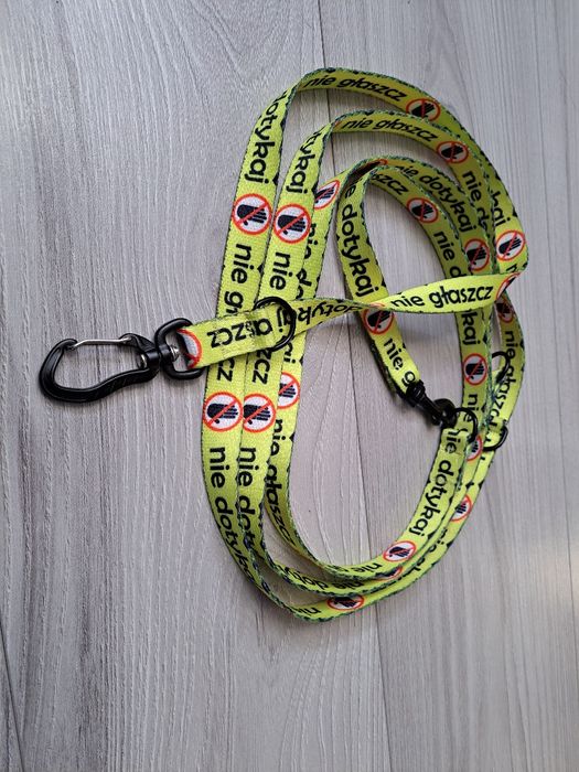 Nowa smycz przepinana "nie głaszcz, nie dotykaj"