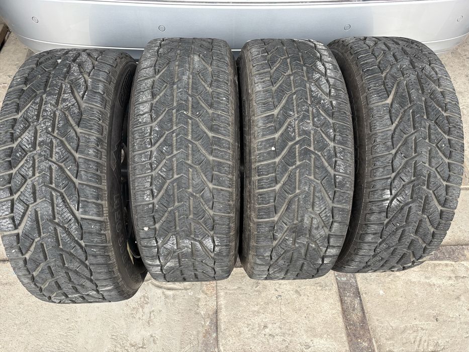 Оригінальні диски Мерседес w212 з резиною.