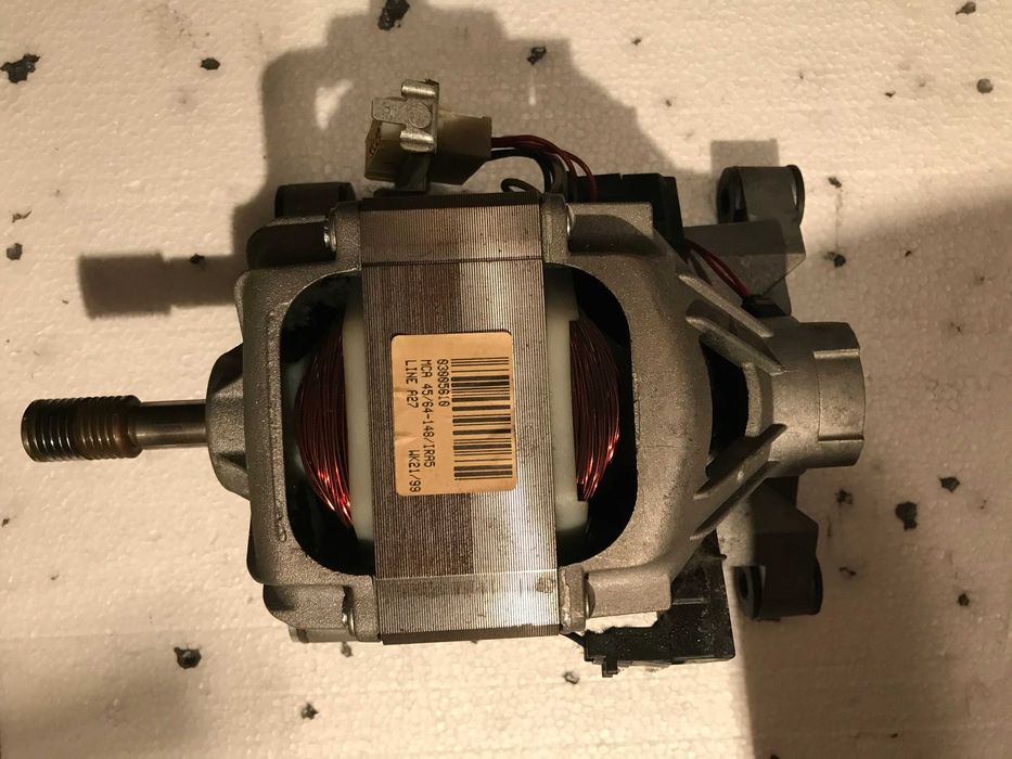 Silnik do pralki BOSCH ładowanej od góry