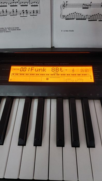 Pianino cyfrowe CASIO CDP-200R