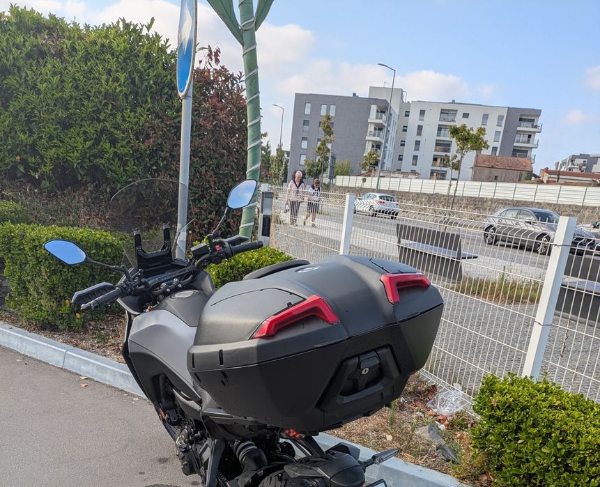 Yamaha Tracer 700 (com akrapovic)