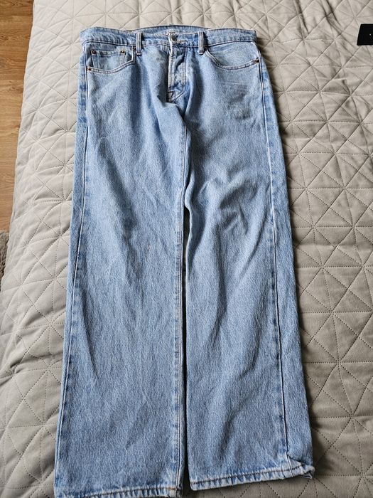 Niebieskie spodnie jeansowe męskie Levi's rozm 34