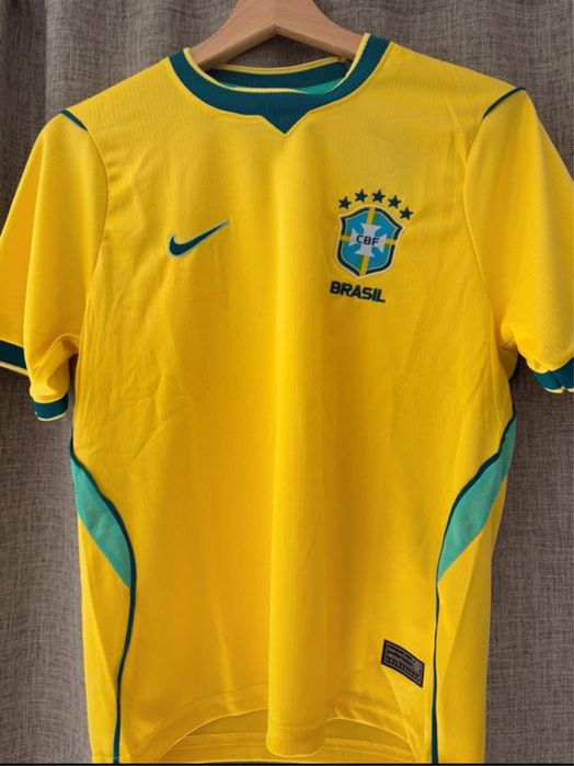 Equipamento Principal Brasil Mundial 2026 (Camisola + Calções) - Novo - 12 anos