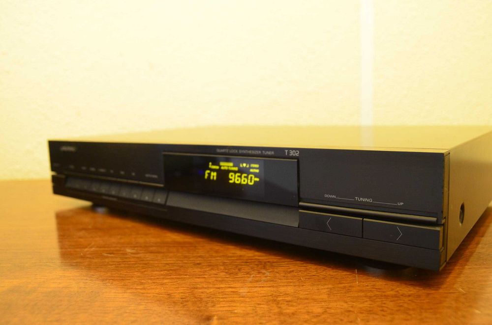 Rádio Grundig T 302