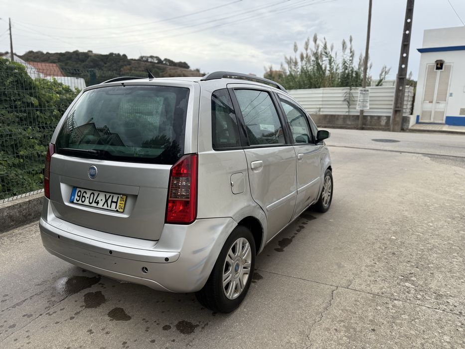 Fiat Idea 2004 | Muito Estimado | 5 Portas | Sensores | Oportunidade
