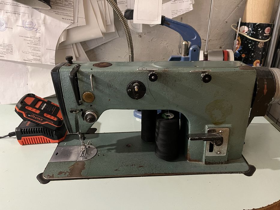 Швейна машинка промислова 1022М