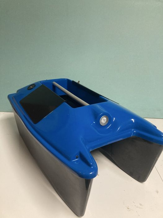 Łodka zanętowa  zdalnie sterowana