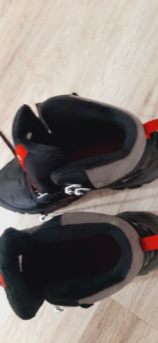 Buty zimowe quechua  r.42