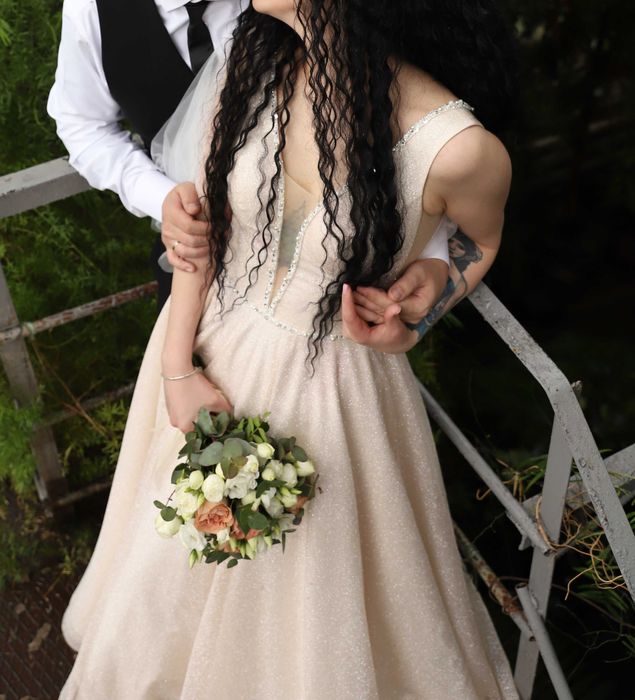 Весільня сукня, Свадебное платье