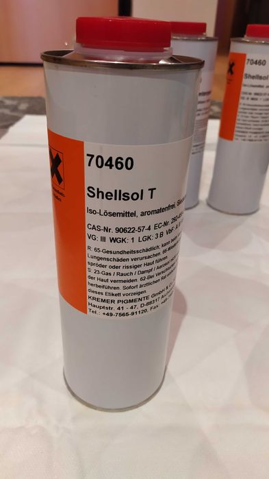 Solventes e vernizes da KREMER PIGMENTE