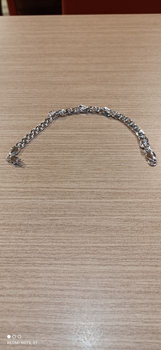 Pulseira Prateada Nova de 10 mm / 20cm