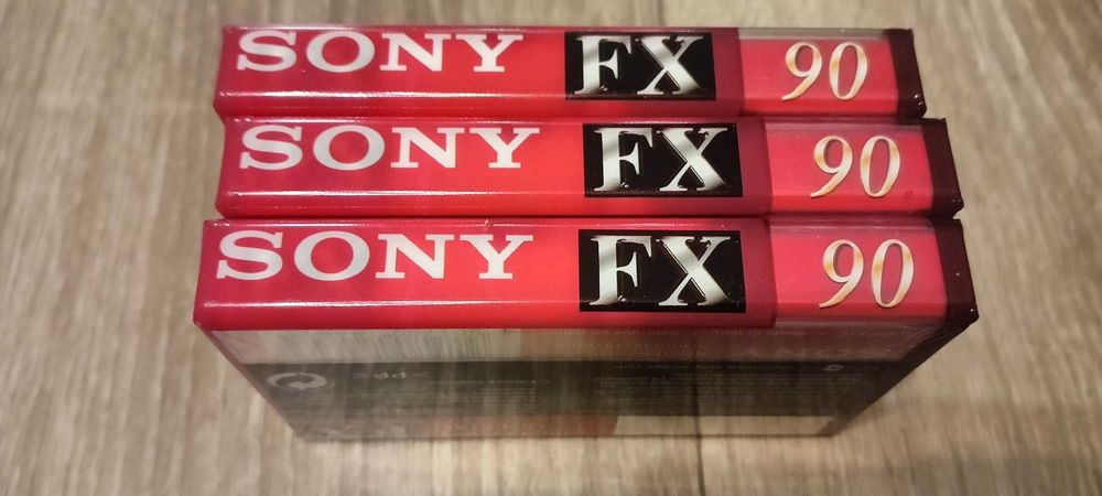 аудиокассета Sony FX 90 рассчитанная на 90 минут записи.
