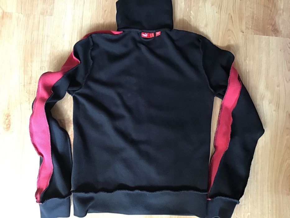 Puma czarna bluza z kieszeniami  rozmiar S/36