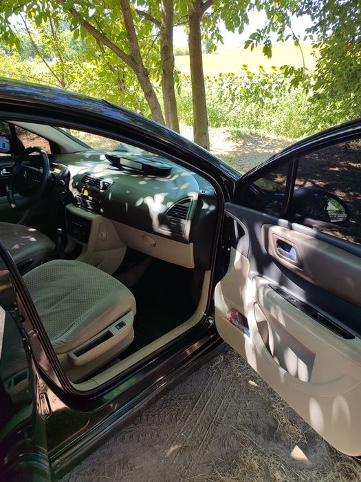 Автомобіль Citroen C4 2004р