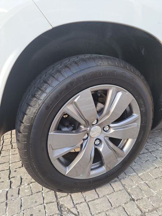 Peugeot 2008 1.2 Gasolina