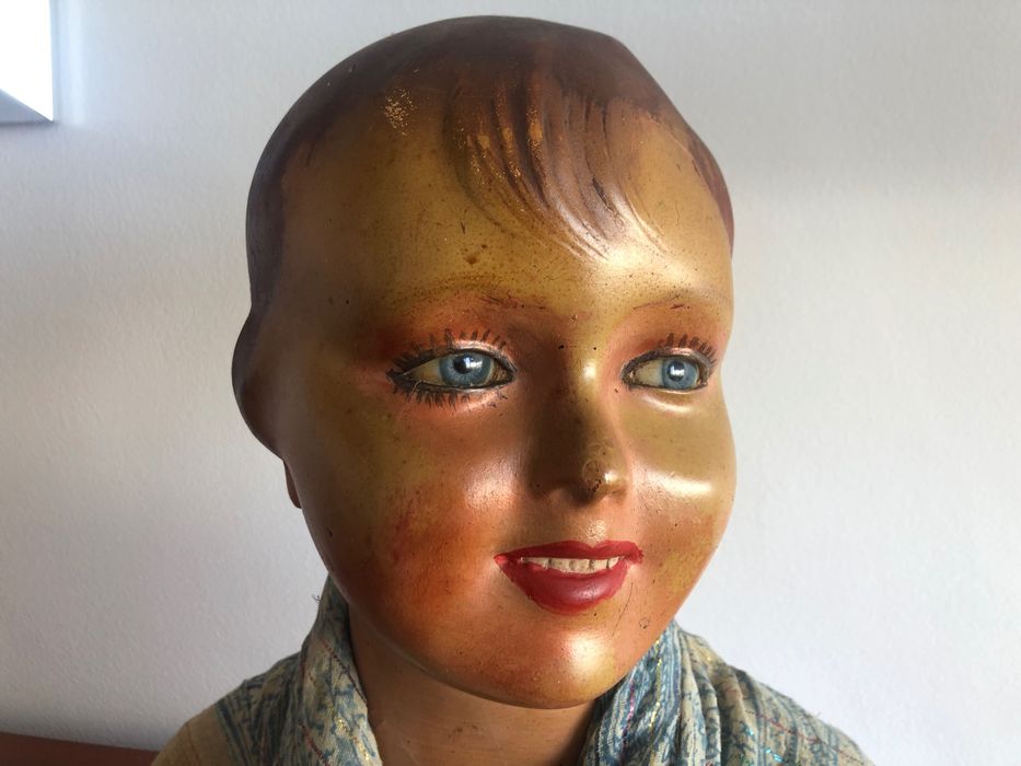 Busto ou manequim feminino antigo