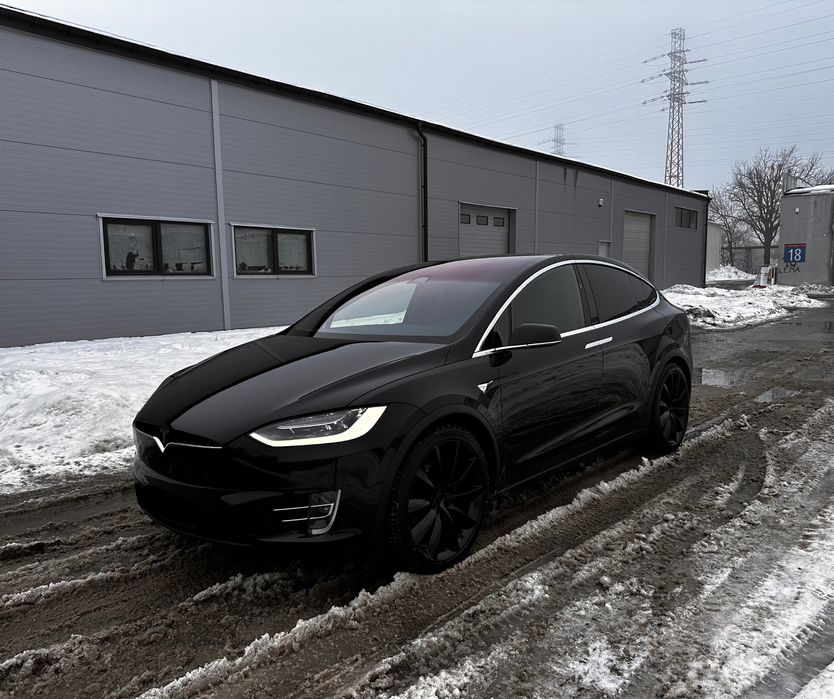 Tesla X 100D Long Rage Plus 2018 рік Європейський салон Premium