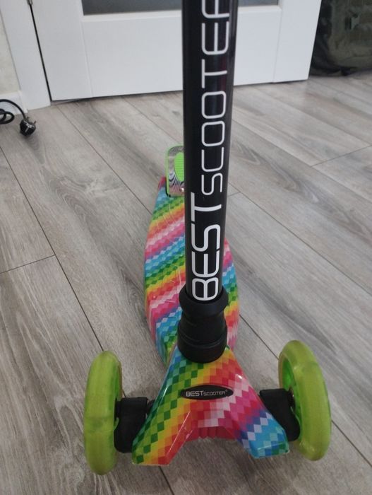 Продам самокат Best scooter