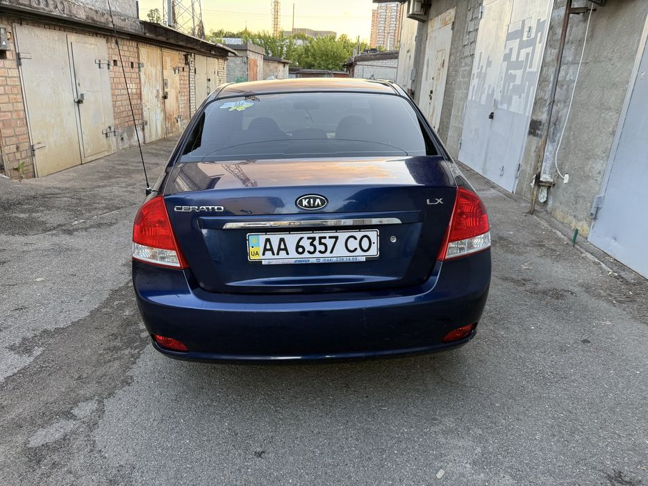 Продам Kia Cerato Lx