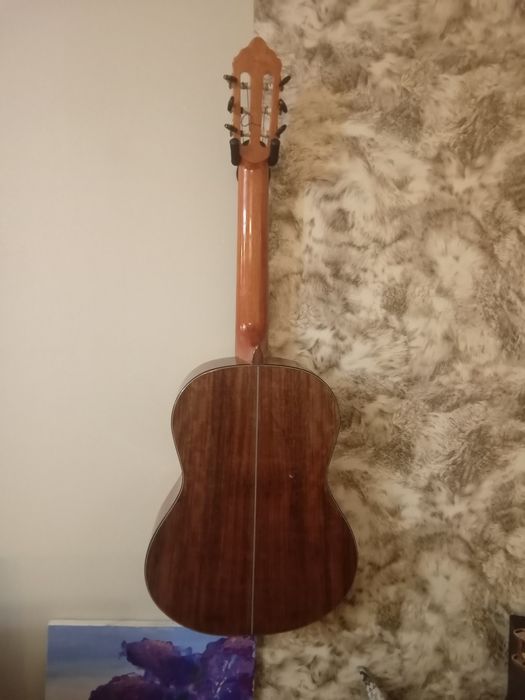 Класична гітара Valencia VC564 (лакована)