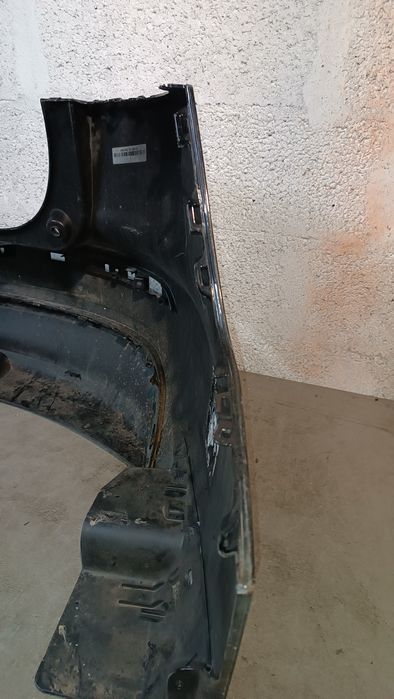 Vendo parachoque de trás Volvo V60 R-desing pro ano 2018/19