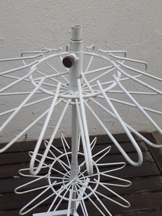 Round counter display64586478576642121