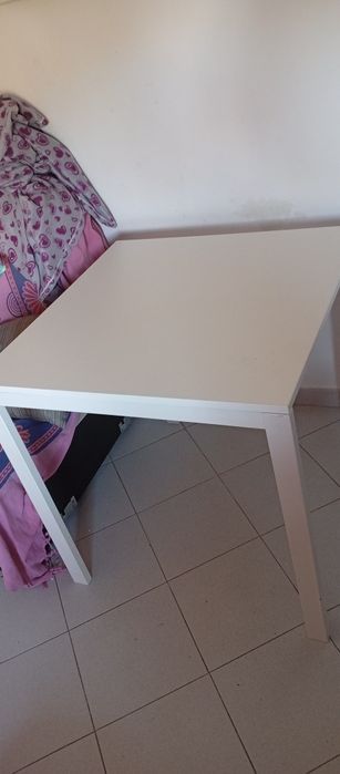 Mesa branca ikea