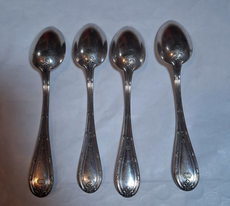 4 colheres antigas banhadas a prata