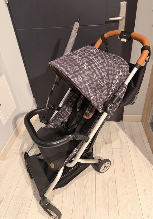 Wózek spacerowy Cybex Eezy S + przydatne dodatki