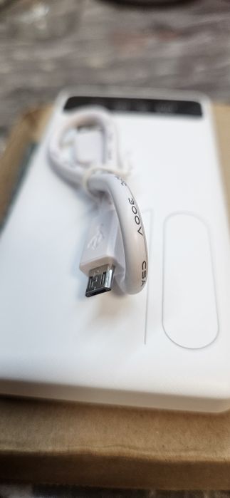 Повербанк 10000 мА новий