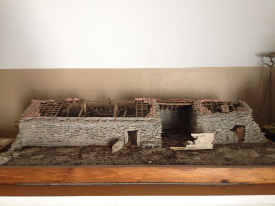 Maquete em materiais naturais