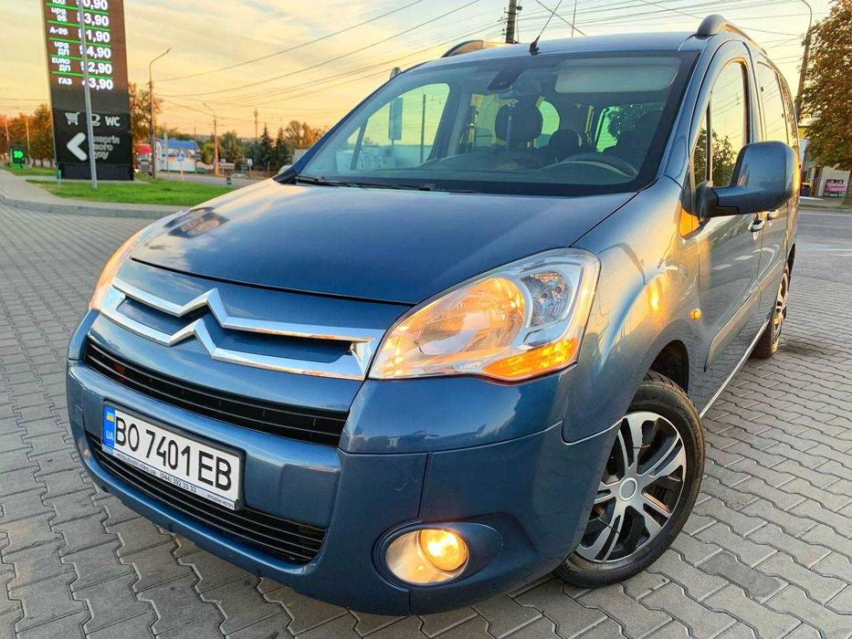 Citroen Berlingo 2010Рік. 1.6диз. Рідна фарба.